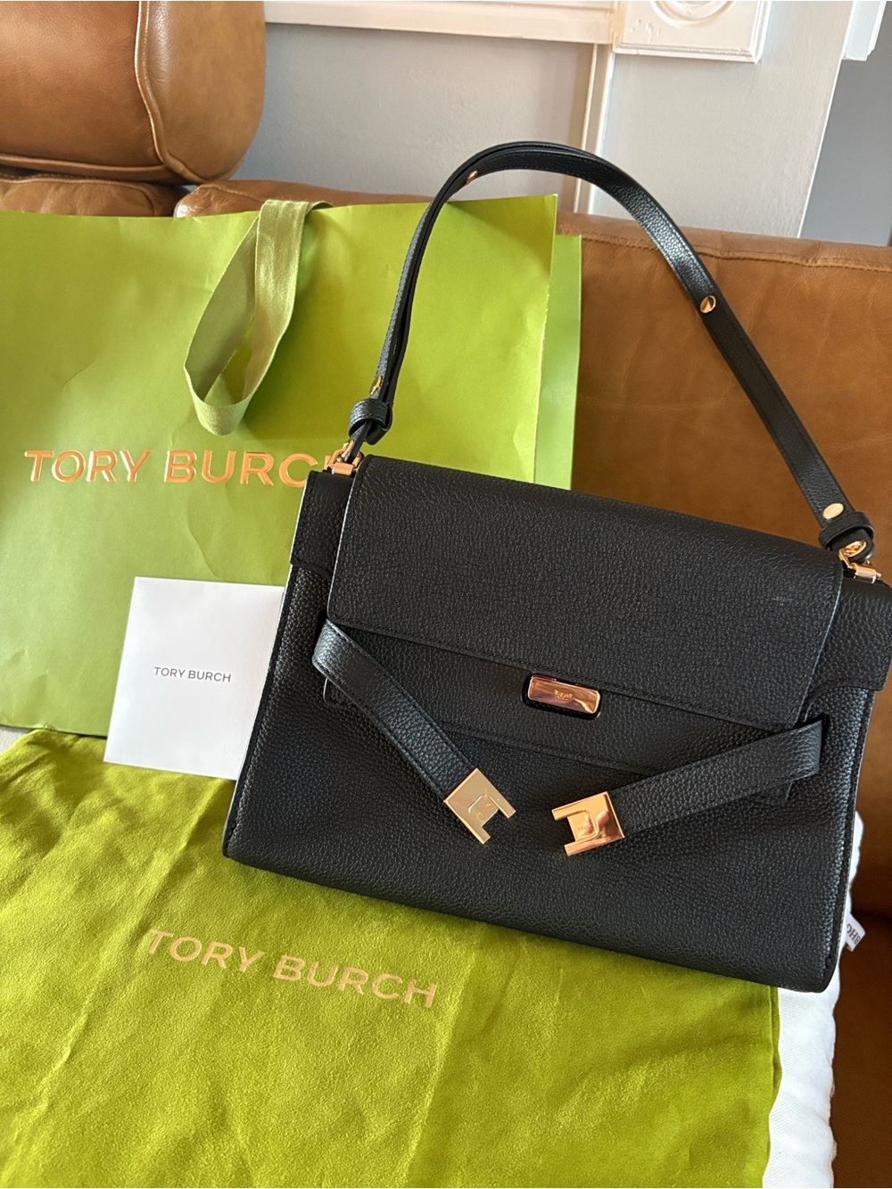 NWT Tory Burch Lee Radziwill Black Pebbled Leather Shoulder with Gold Hardware